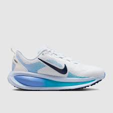 Nike Air Zoom Vomero 18 - Women's