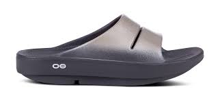OOfos OOahh Luxe Slide - Women's